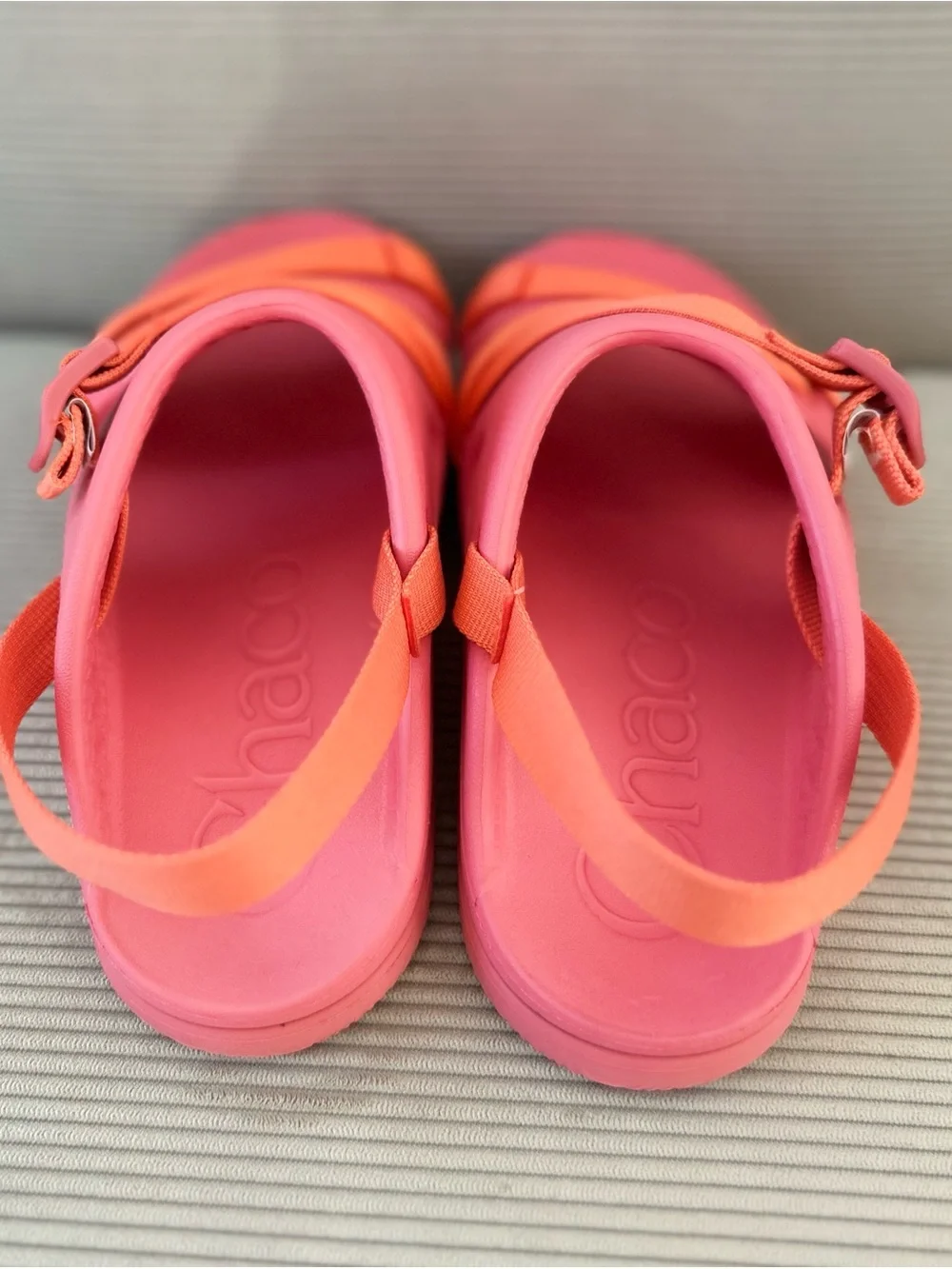 Chaco Chillos Sport Sandals - color Rose - youth 5 (women’s 6.5)